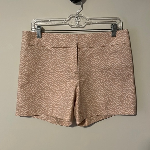 Kenar blush color leaf print woman’s shorts size 8 - Picture 1 of 6